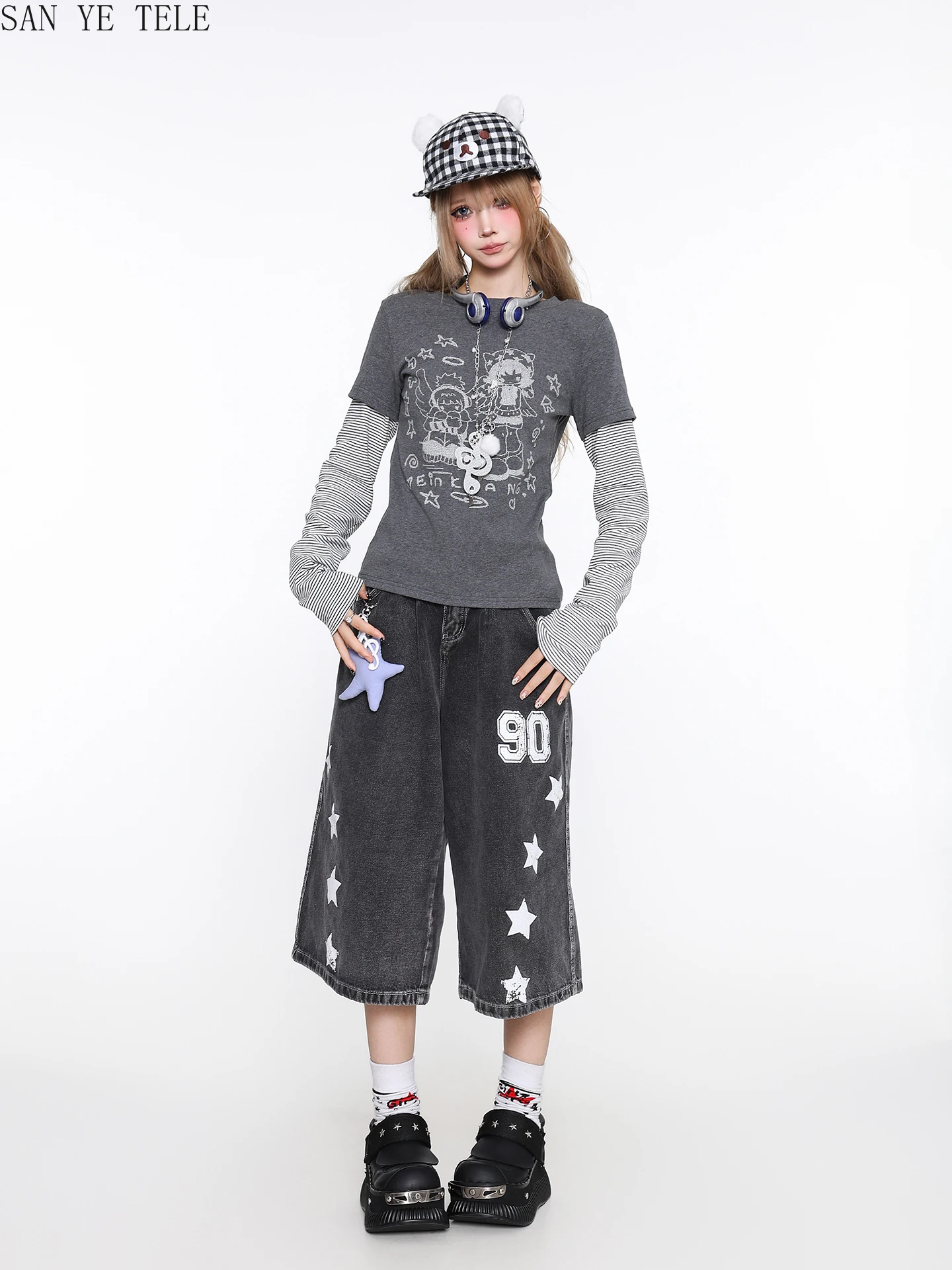 スプライシングストライプ長袖かわいい Tシャツ女性フェイクツーピース Y2k 漫画キャラクターパターンデザインカジュアルクルーネックトップ