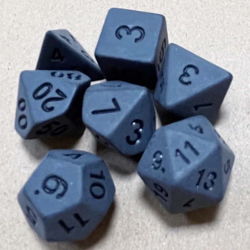 7 unids/lote DIY juego de dados negros multifacos D4 D6 D8 D10 D% D12 D20 dados poliédricos para TRPG entretenimiento juego de mesa dados digitales