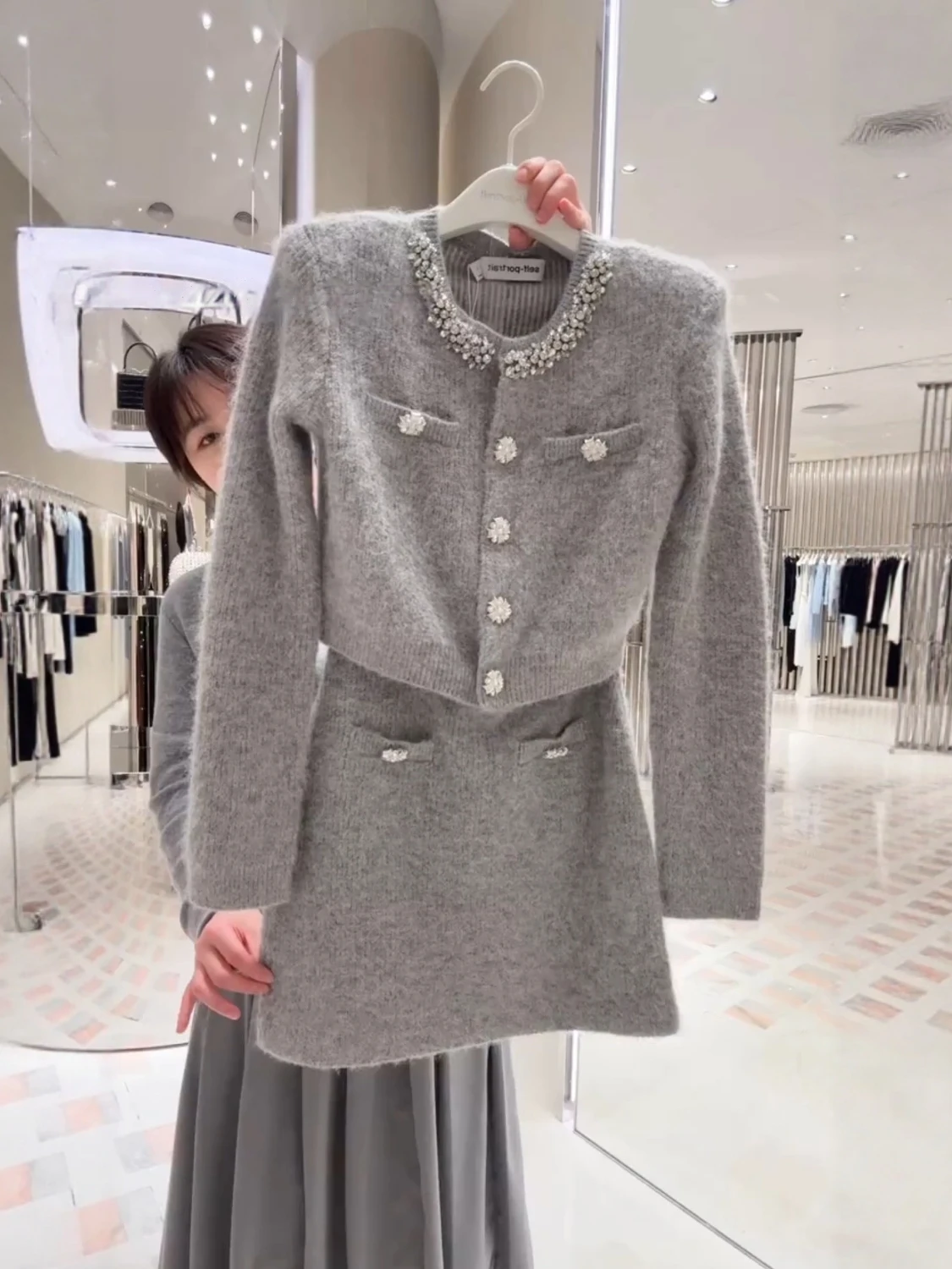 Gray Knitted Set Heavy Rhinestone High Waist Short Half Skirt Two Piece Set for Women Autumn Winter Fashion French Style