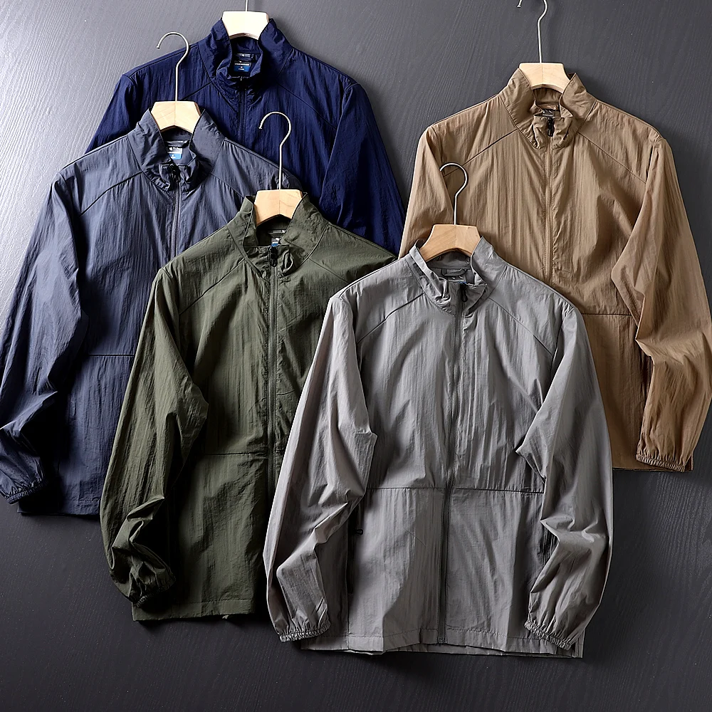 

Летняя мужская легкая повседневная куртка с воротником-стойкой, модная, свободного кроя, с длинными рукавами, на молнии, цветная