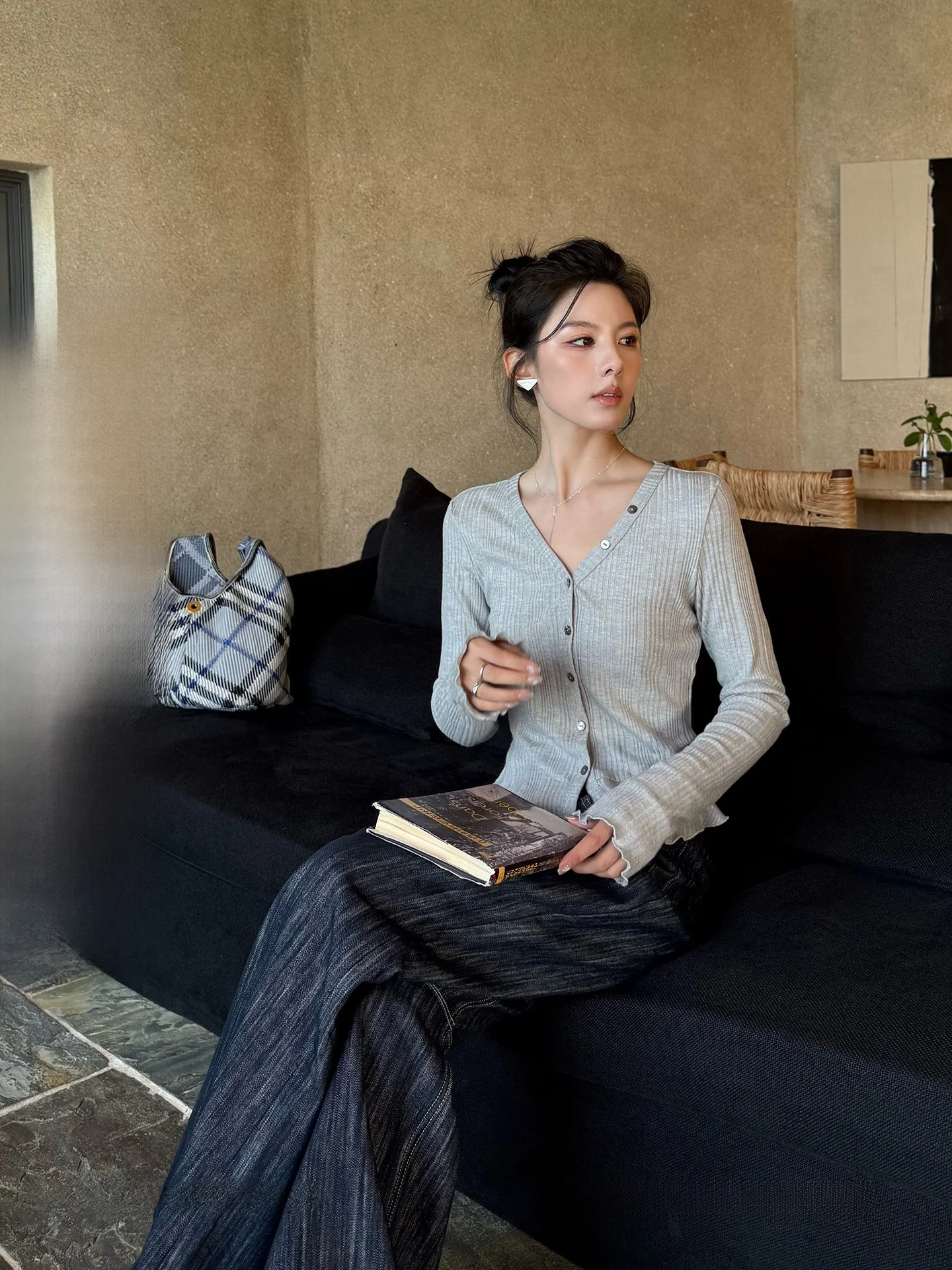 

ay V-Ne Knitted Wrap Waist Thin Cardigan Women's Ele Simple Sle Long Sve Faionable Spring Season Casual Wear