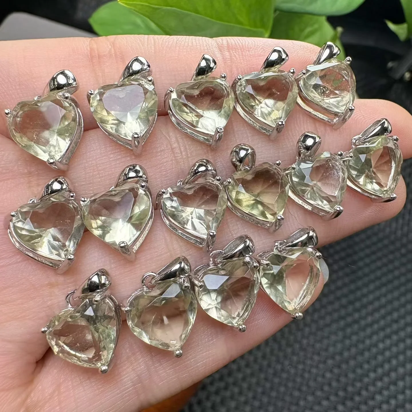 1 Pc Fengbaowu Natural Libyan Gold Tektite Meteorite Heart Pendant 10MM 925 Sterling Silver Reiki Healing Stone Jewelry Gift
