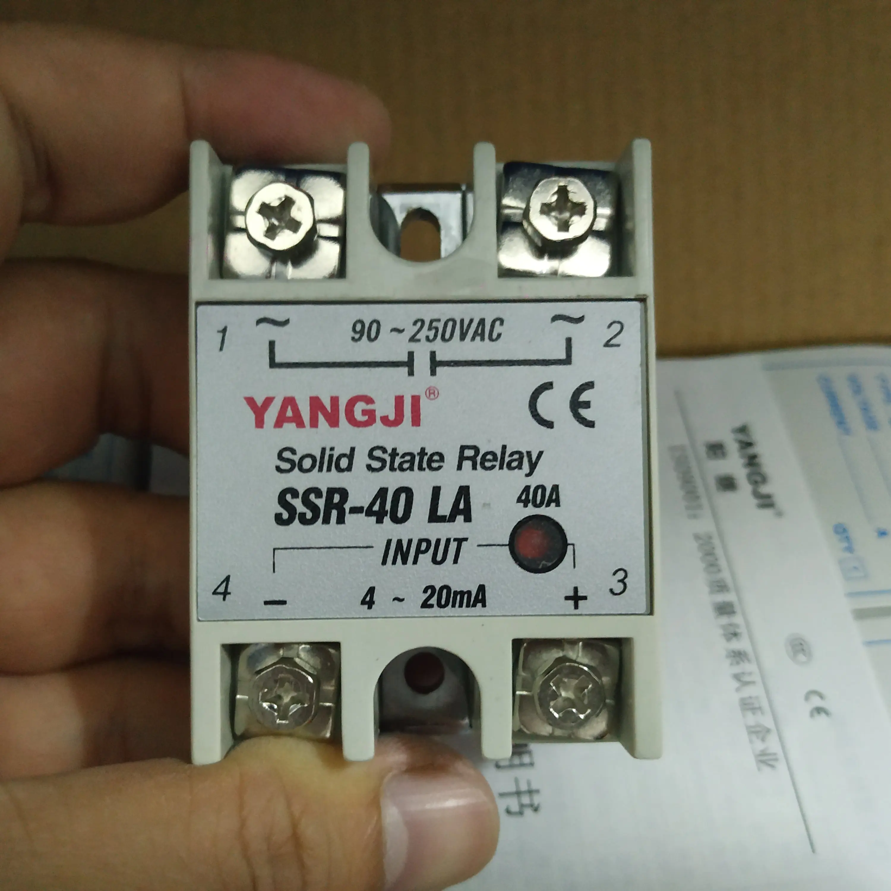 

Yang relay YANGJI single-phase solid state voltage regulator SSR-40LA current voltage regulation 20mA