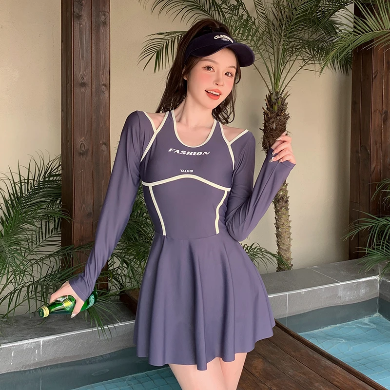 2024 Newest Ladies Swimming Suit Long Sleeves Belly Hidden Swim Dress Padded Sports Beach Wear Maillot De Bain Femmale