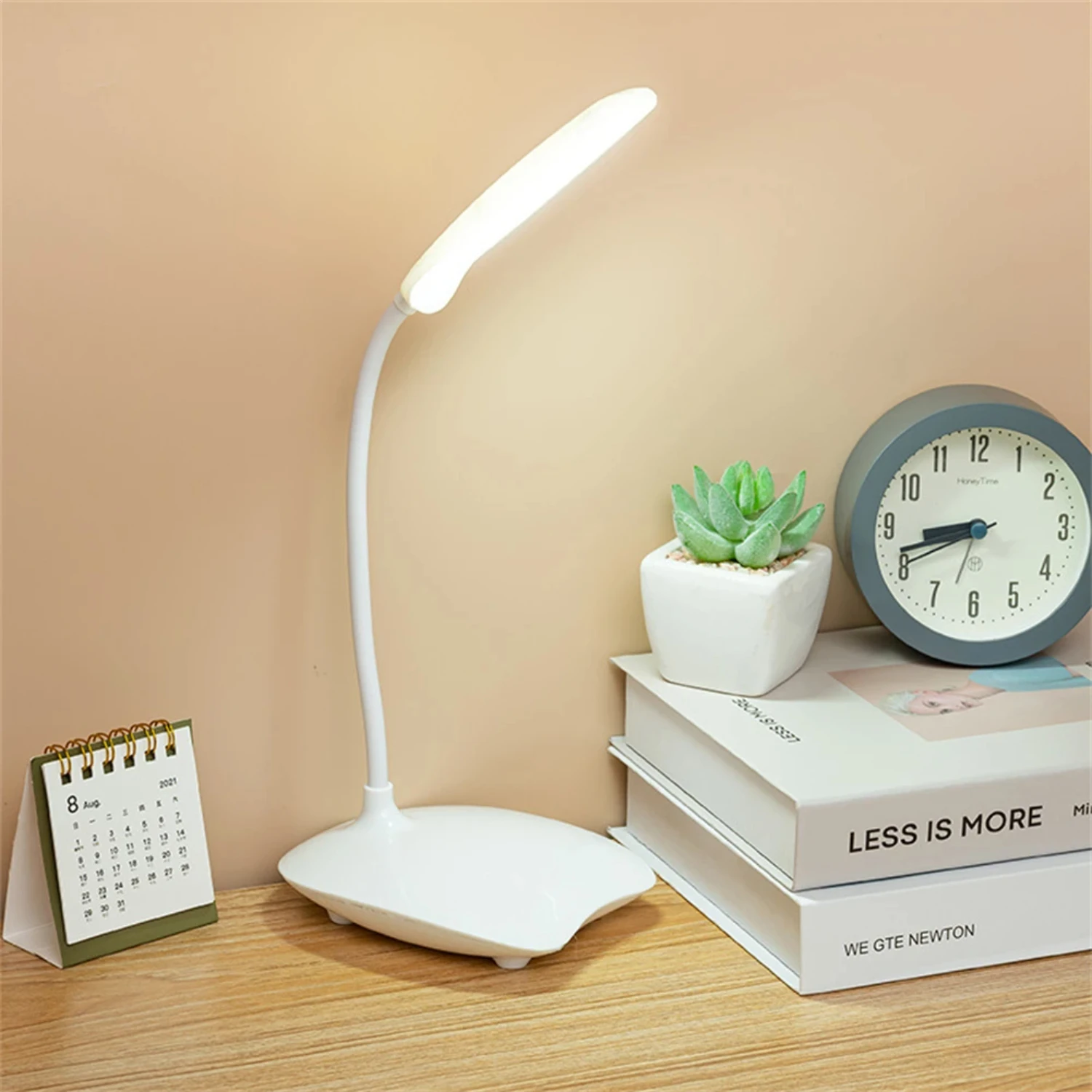 Portátil recarregável LED Desk Lamp, Escurecimento Bedroom Bedside Lamp, Luz de mesa, Night Light, USB Powered Stepless Dimmable, Novo