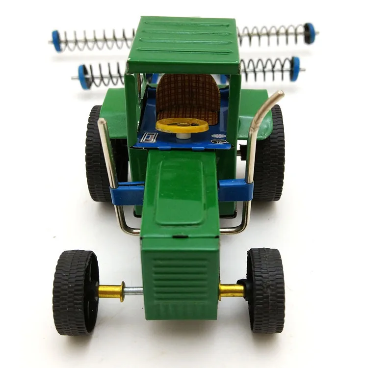 MS470 Tractor Retro Nostalgic Theme Restaurant Ornament Photography Prop Tin Toy
