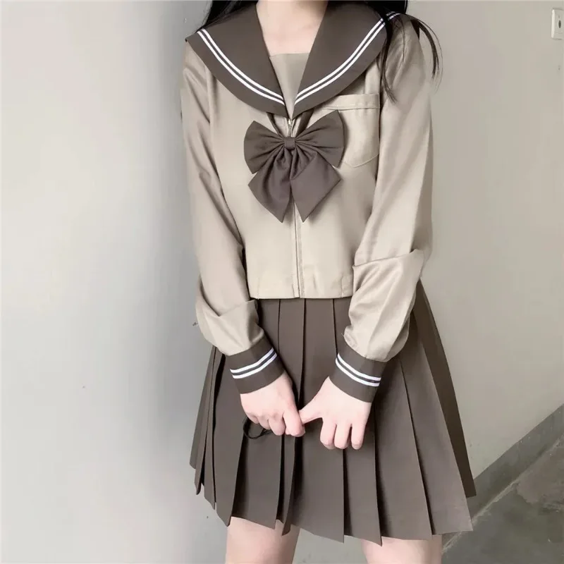 女の子の日本の制服、アニメのコスプレスーツ、ダークブラウンセーラードレス、プリーツスカートセット、韓国のファッションコスチューム、jk