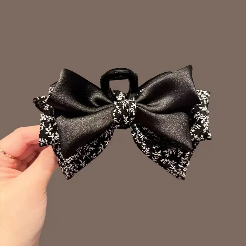 Floral Bow Grab Clip Women 2025 New Retro Temperament Back Head Shark Clip Hairpin Headdress  Hair Accessories for Women  나비집게