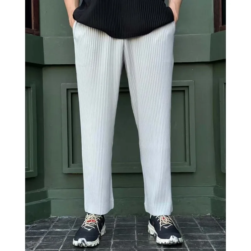 Summer Casual Pants Men Fashion Black Gray Straight Pants Men Streetwear Korean Loose Pleated Pants Mens Ice Silk Trousers