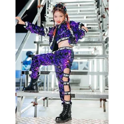 子供のためのヒップホップダンスセット,ストリートパフォーマンスの服,ジャズの衣装,ステージダンスの服,フレアスリーブの服,女の子のための紫色のスパンコール