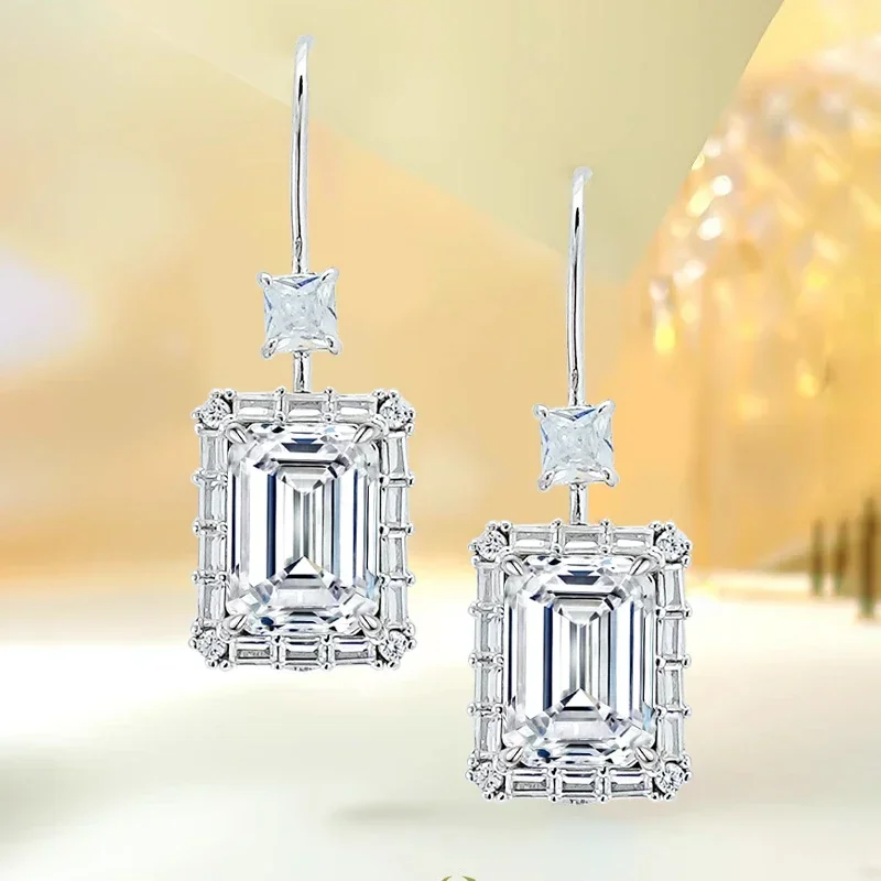 

Versatile and niche design 925 sterling silver earrings with high carbon diamonds embedded in fashionable wedding jewelry