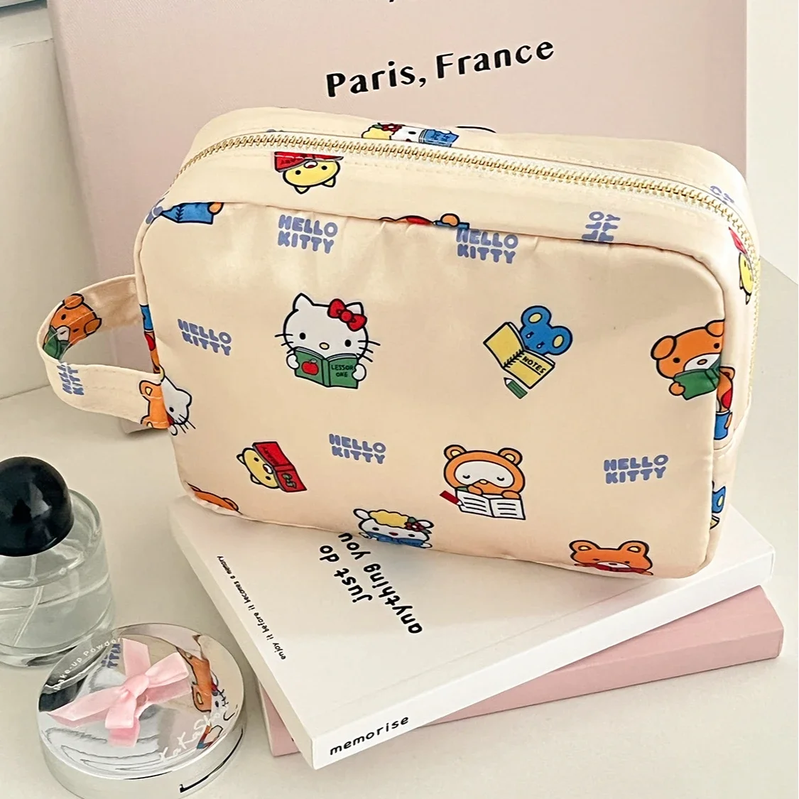

Cute Cartoon Cat Makeup Bag Beige Printed Cosmetic Organizer Travel Portable Toiletry Handbag