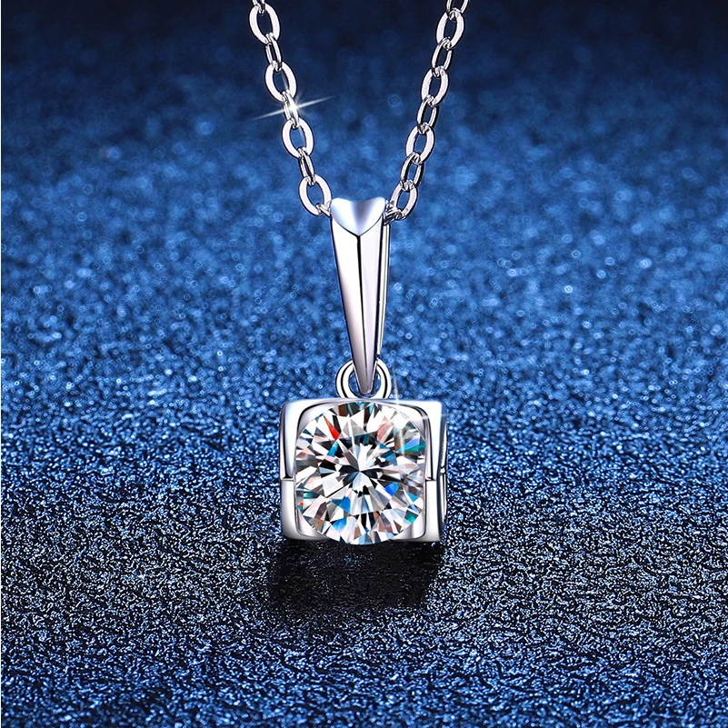 

PT950 Платиновый набор, 1 карат, кулон из муассанита, ангел, поцелуй, бриллиантовое ожерелье, цепочка на ключицы, PT950, отпечаток, подарок на день Святого Валентина