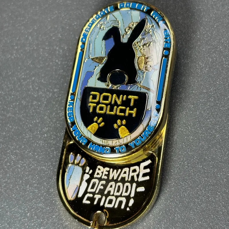 Sugar God EDC's Newly Upgraded Irritable Rabbit Rhythmic Metal Sealed Crystal Fingertip Card Pushing Stress Relief Toy