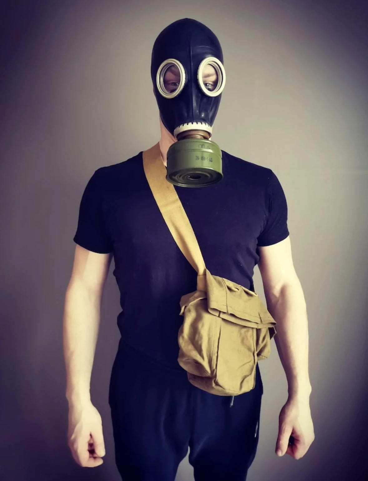 original-box-original-cccp-soviet-gp5-gas-mask-rare-black-pig-face-nickname-cold-war-era-cosplay-prop-full-set-in-stock