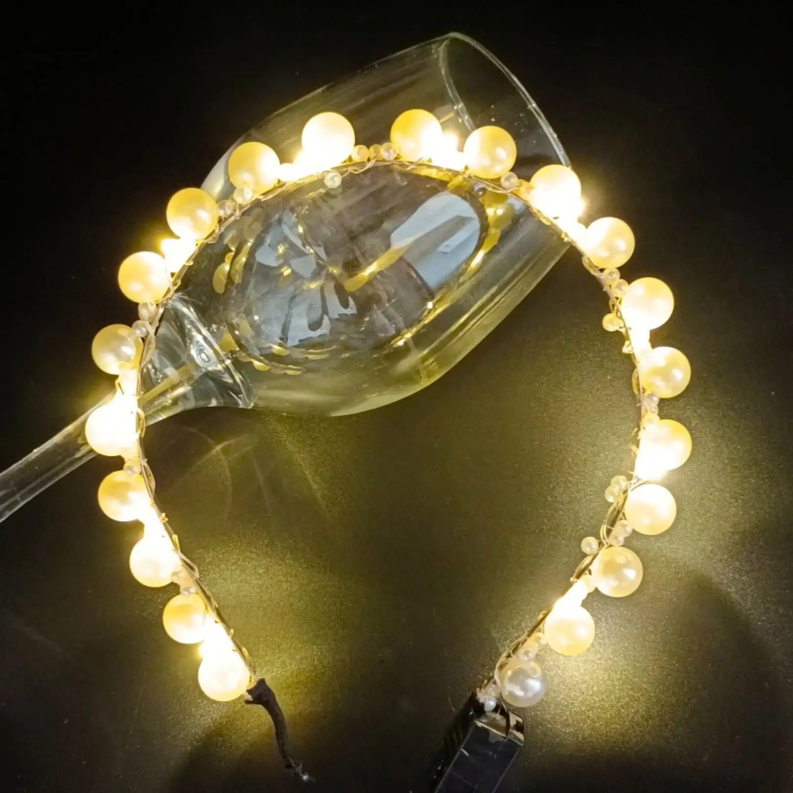 Nuevo Aro luminoso para el pelo con luz, banda de hadas, diademas de perlas para mujer, suministros para novia y dama de honor, Festival de boda