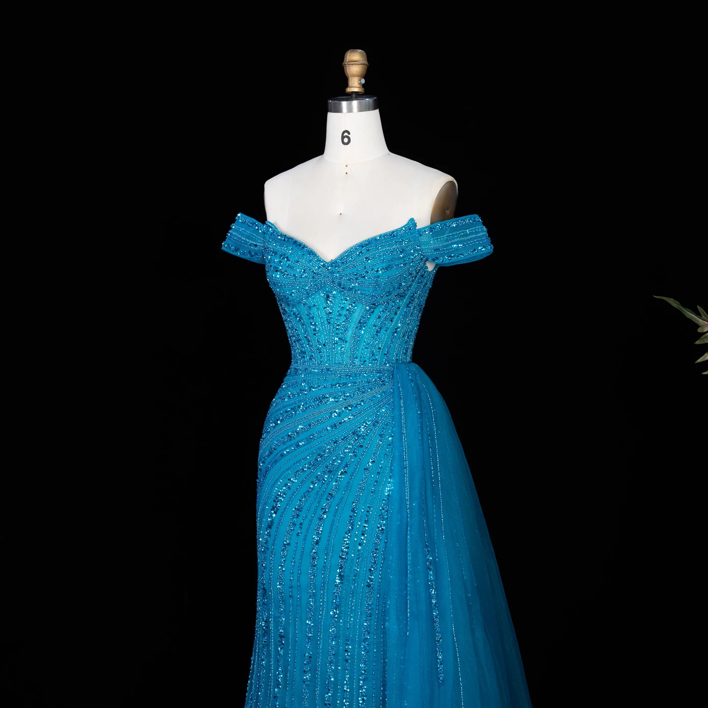 Sharon Said Luxuriöses Rosa Abendkleid, Schulterfrei, Herzausschnitt, Kristallperlen, Meerjungfrauen-Schnitt, Seitlicher Tüll, Formelle Partykleider SS005 Maßanfertigung – Detail 12