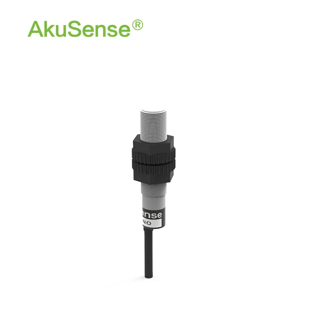Versatile Capacitive Sensor for Metal Plastic Liquid Detection with Cylindrical and Square Housing Options