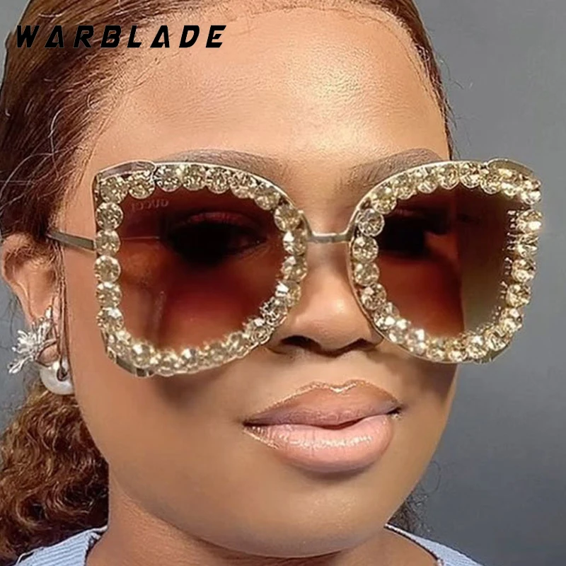 

2025 Luxury Design Butterfly Oversized Frame Rhinestone Women's Sunglasses Trendy Brand Men Sunglass Outdoor Travel Shades UV400