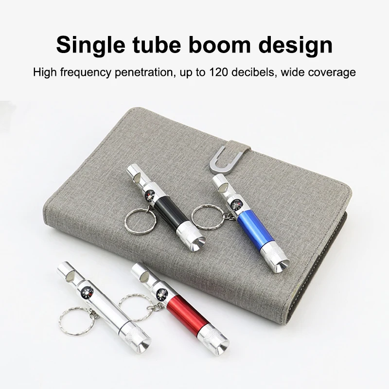 Fischio 3 in 1 con torcia Kit di emergenza di qualità Portachiavi Portachiavi da arrampicata Fischio portatile di sopravvivenza all'aperto Torcia Comp