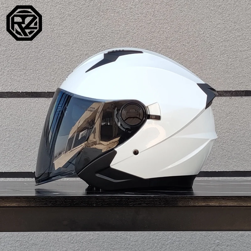 Thumbnail 4 - #44 Best Full Face Motorcycle Helmets to Buy In 2026