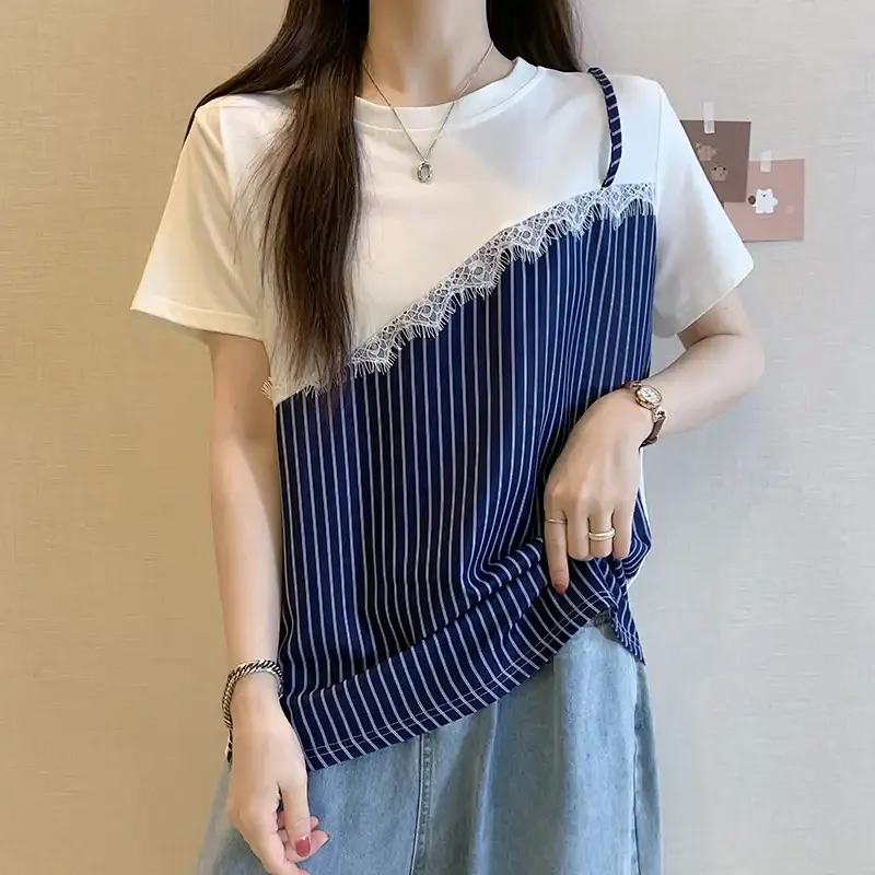 

Summer Color Blocking Splicing Fake Two-piece Stylish Top for Women's Clothing Design, Slimming and Versatile Casual T-shirt