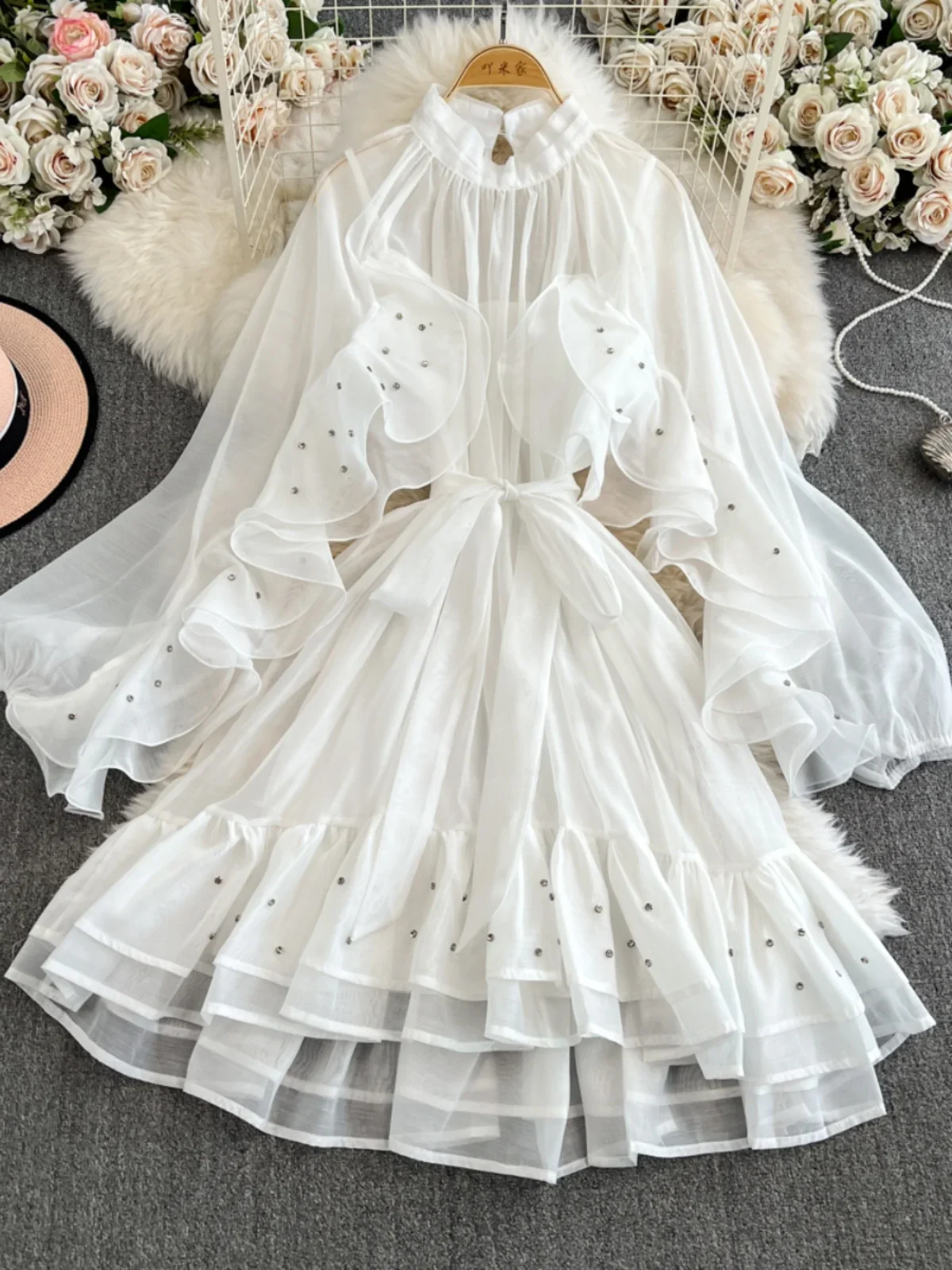 فستان فرنسي أنيق بحافة مكشكشة وأكمام واسعة من الخرز برباط الخصر شيفون متوسط الطول ملابس نسائية فستان عتيق 2025