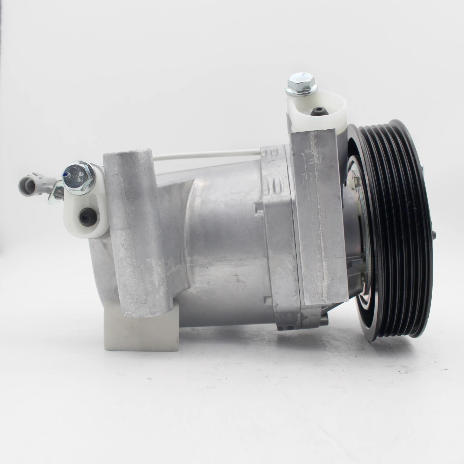 Compresor de aire acondicionado automático del vehículo KPR-1260 de D-Max 12V OEM 92600D641A Compresores de CA del coche