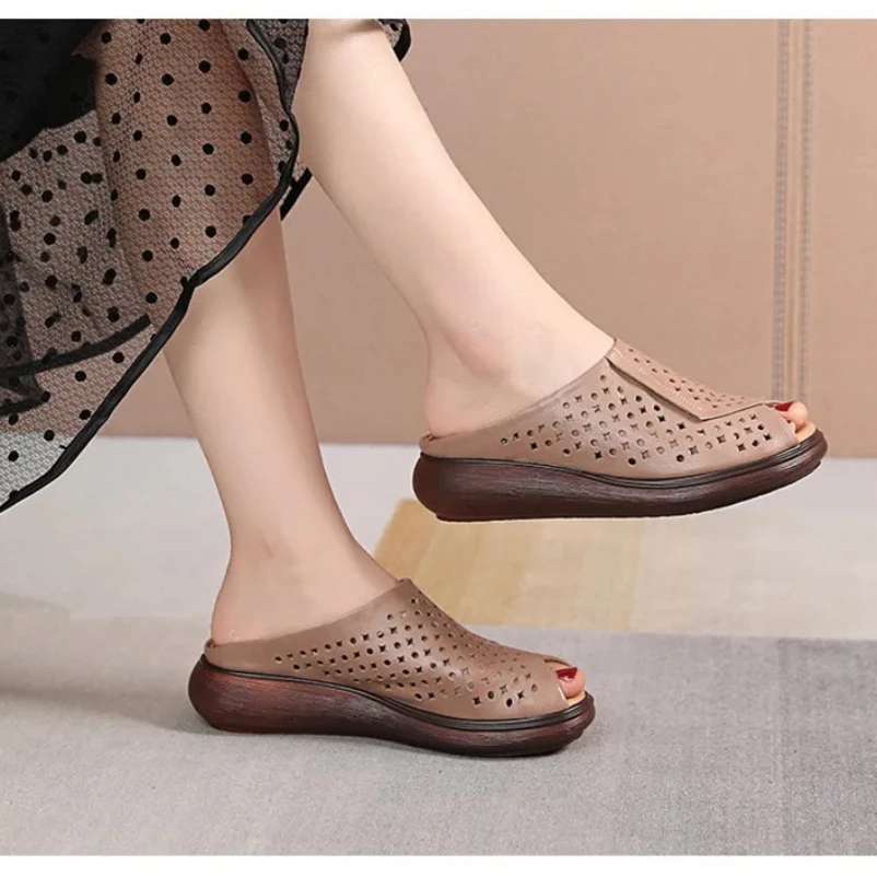 2025 4 سنتيمتر النعال الساخن النساء منصة إسفين مريح موضة السيدات الصيف الصنادل مريح الطبيعية جلد طبيعي بيع الأحذية جوفاء #3