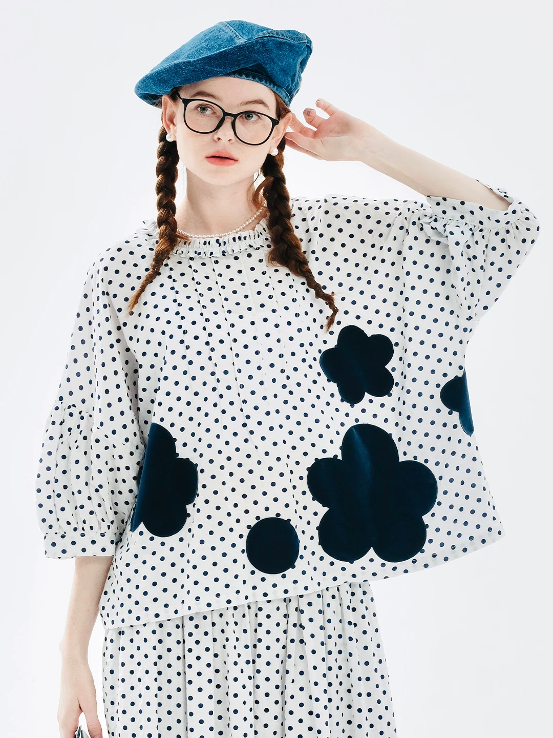 

IMAKOKONI original design long sleeved pullover with polka dot flower summer pleated shirt for women 244721