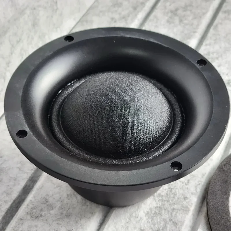 

A Pair FOR HIVI HIVIRESERCH DM7600 hiend pure midrange speaker neodynium