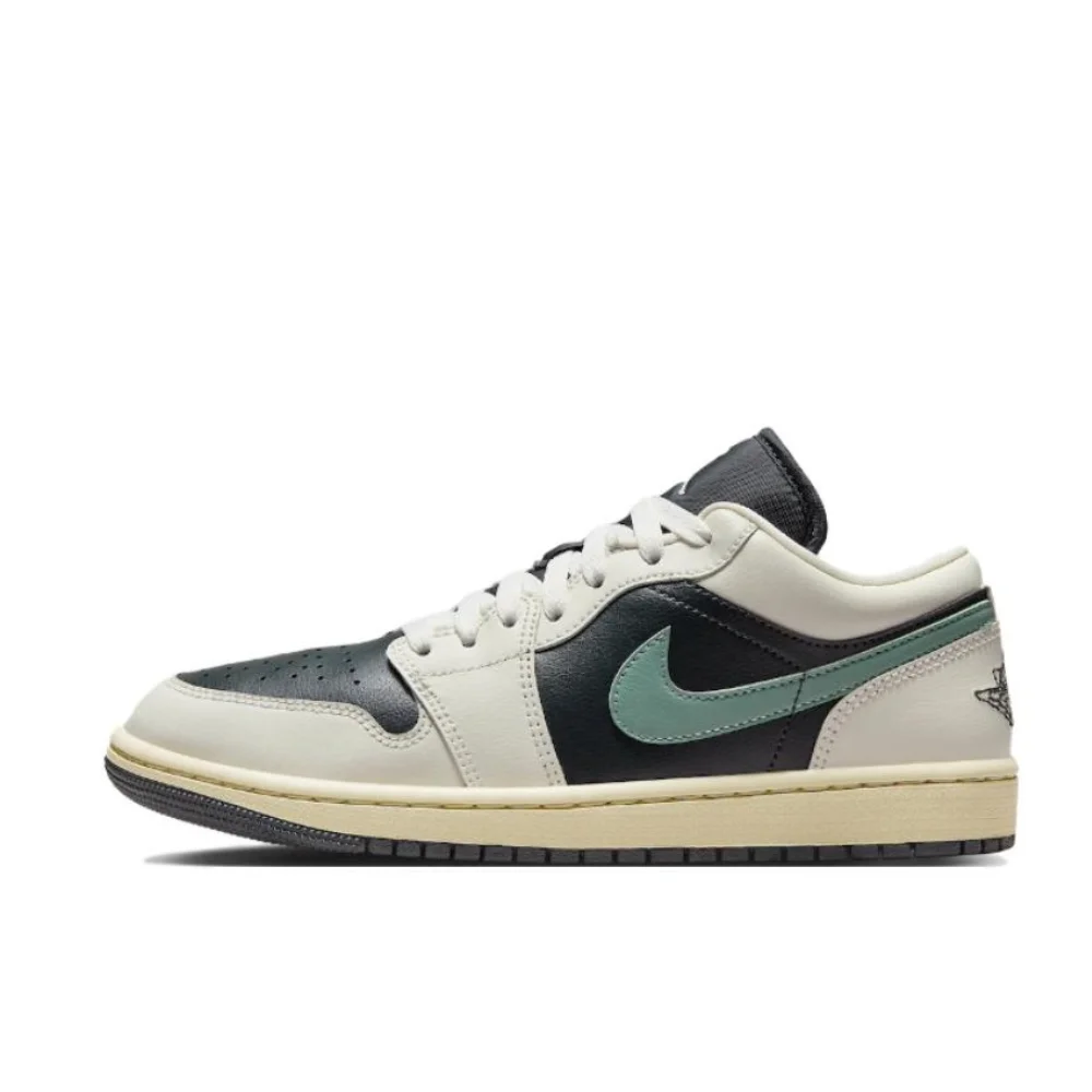 Nike New Arrival Air Jordan 1 Low  Men's and Women's sneakers classic model Sports Shoes Fashion breathable sneaker