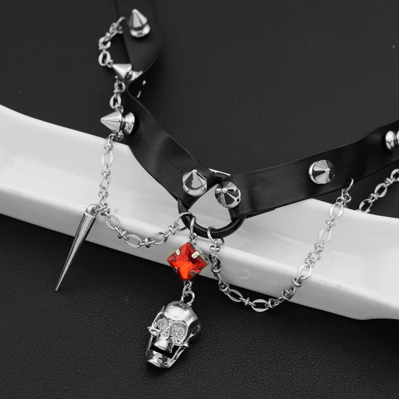 قلادة جلدية على شكل جمجمة داكنة، Y2K قلادة بانك شديدة التحمل ثقافة فرعية سلسلة الترقوة الحلوة المسامير القوطي نمط الشارع مجوهرات الرقبة #4