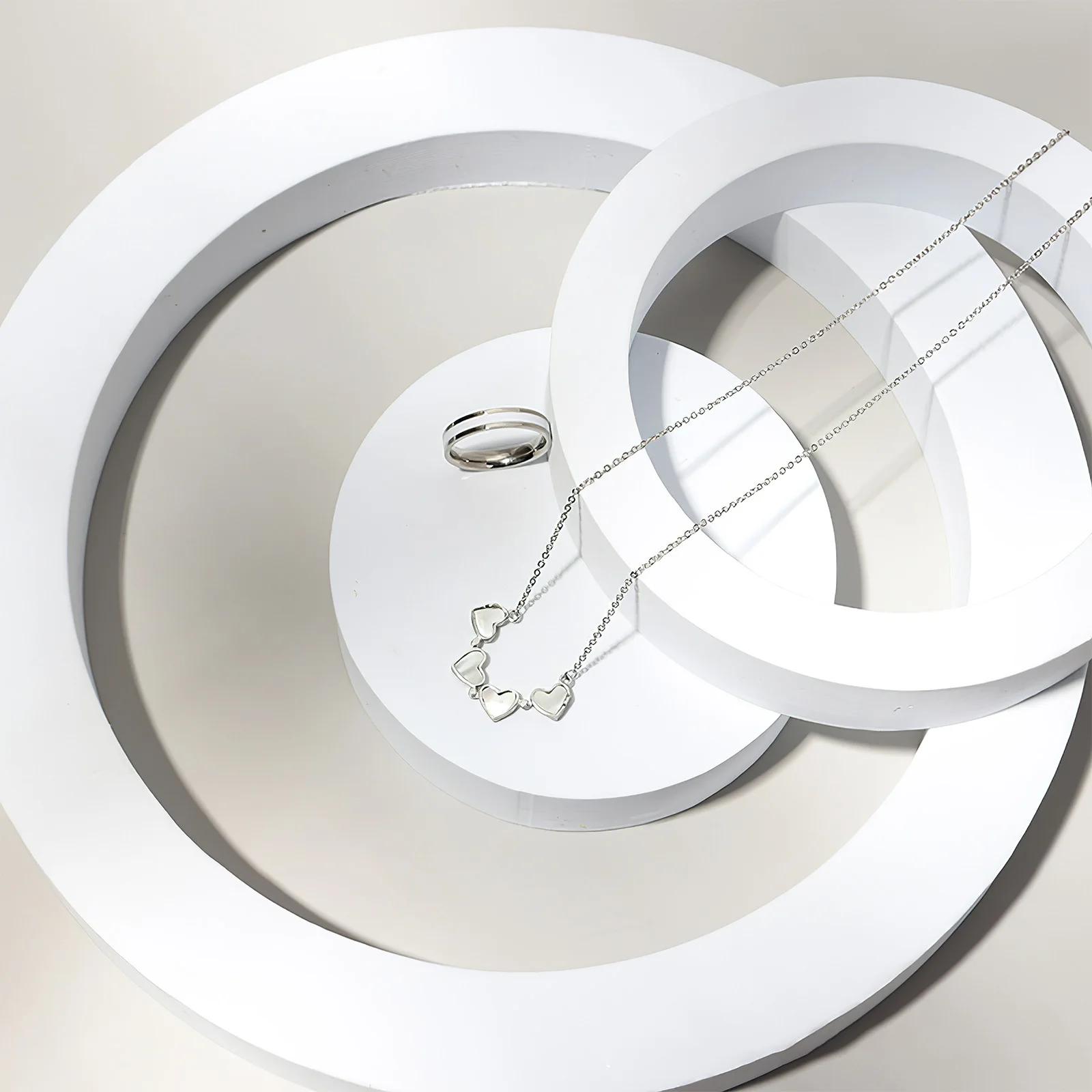 

1Set Product Photography Props Set with Geometric Cube Backgrounds Hard Foams Cubes for Jewelry Cosmetics Earrings Imaging Solid