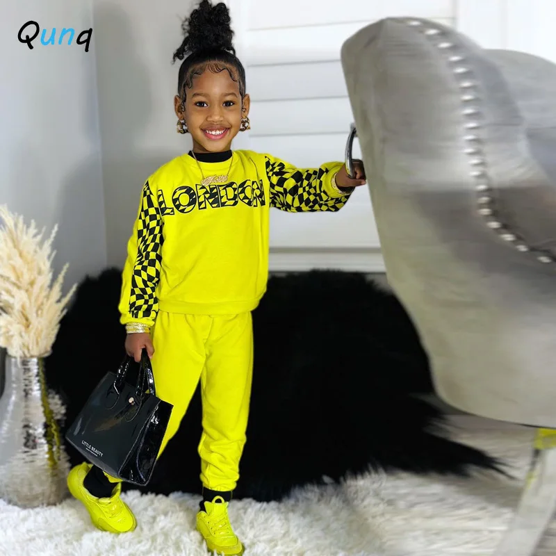 Qunq 2024 Spring Clothing New Girl\'s Leisure Sports Print Letter Round Neck Long sleeved Top and Pants kids Two piece Set