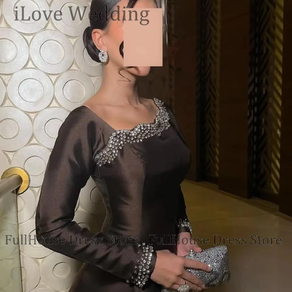 Op maat gemaakte gelegenheid vierkante kraag satijn hoge kwaliteit avondjurk rugloze kralen maxi gedrapeerde gala bruidsjurk Dubai jurk