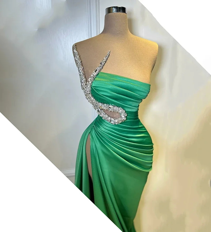 Green Strapless Beading Mermaid Prom Dresses Sexy Side Split Evening Gowns Stain Saudi Arabia Side Split Wedding Party Dresses