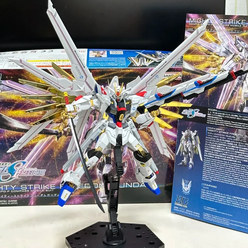 Bandai HG 1/144 Mobile Suit Gundam SEED FREEDOM Mighty Strike Freedom Gundam Plastikmodellbausatz Desktop-Dekoration Jungengeschenk Neu