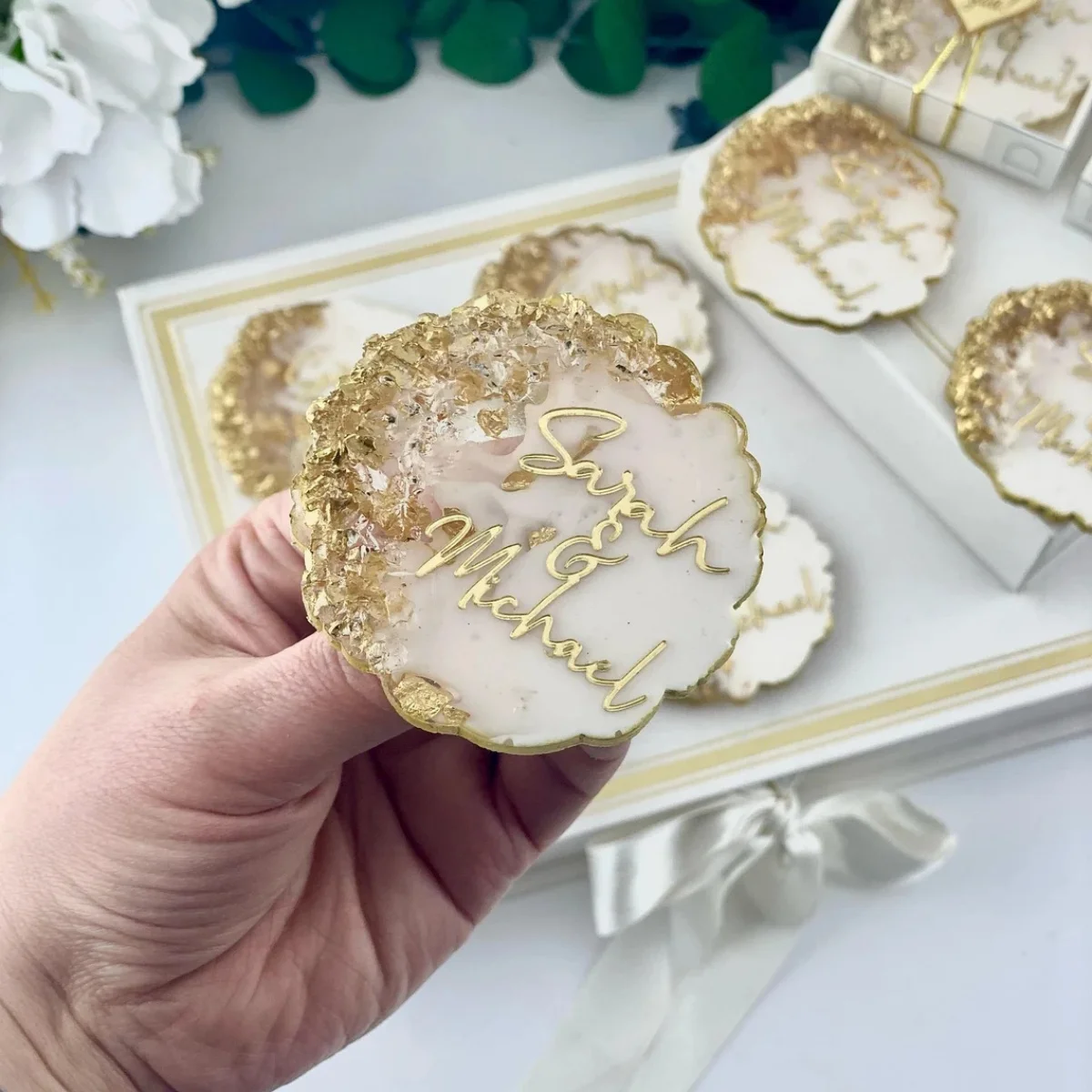 Epoxy Wedding Favor Magnet – Bulk Gold Bridal Shower & Engagement