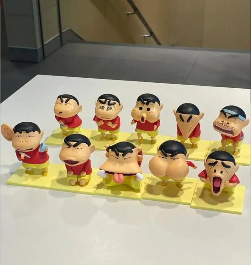 

52 игрушки, слепая коробка, странный карандаш Шин-Чан, анимация, забавная модель, украшение для рабочего стола, детская игрушечная фигурка, подарок на день рождения