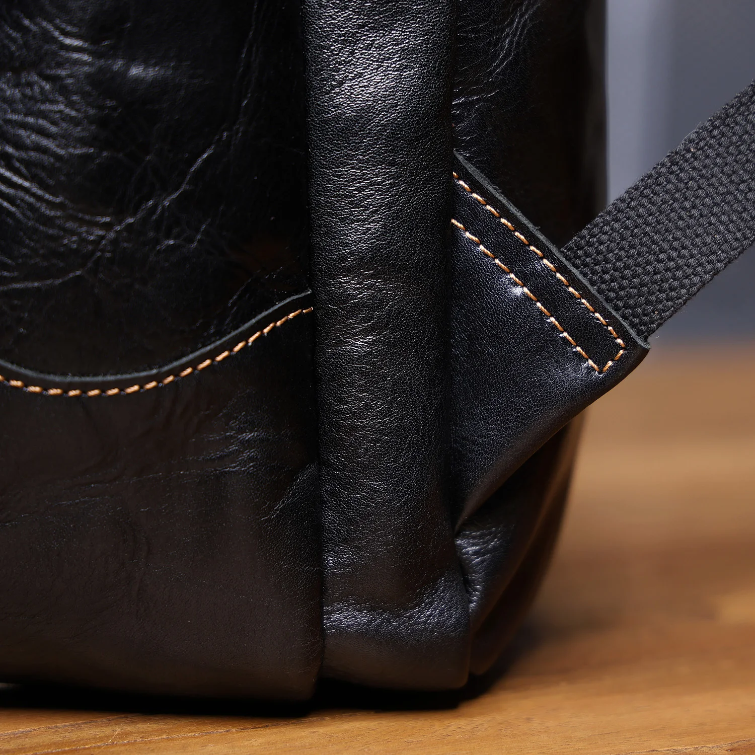 S.WORKER Herren-Rucksack aus echtem Leder, hochwertiges Rindsleder, lässige Schultaschen, 15"-Laptop-Taschen, Reise-Tagesrucksack, Geschenk für Männer – Detail 17