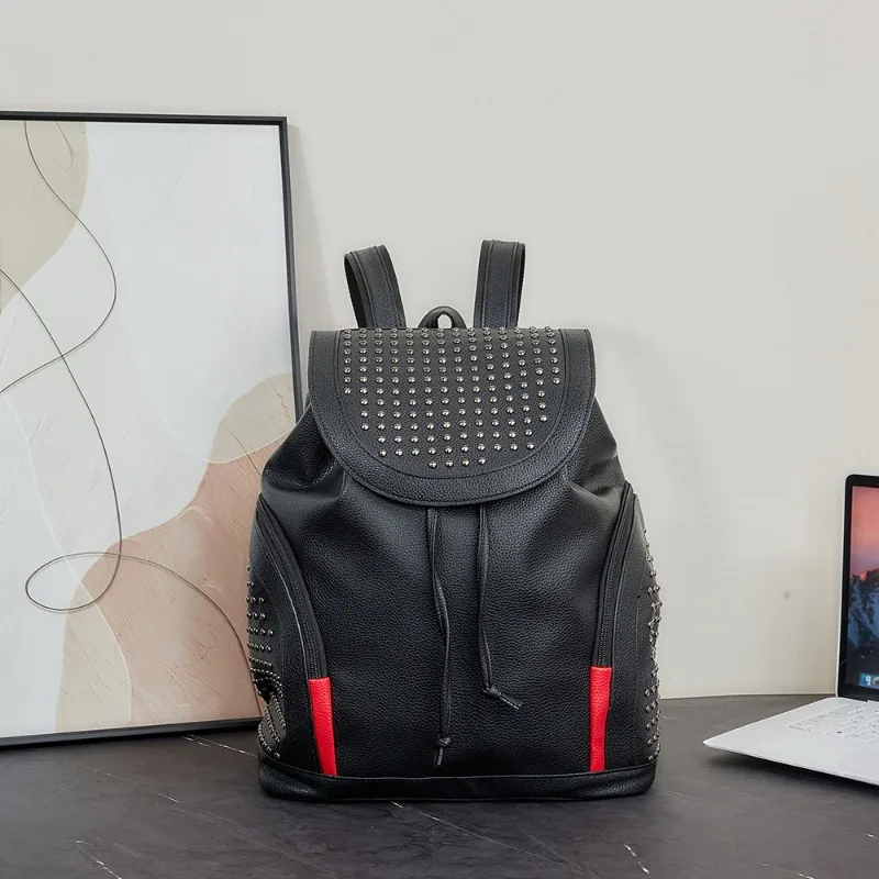 

Модный рюкзак с заклепками, мужские дорожные рюкзаки большой емкости для мужчин, 14-дюймовая сумка для ноутбука, рюкзак с клапаном на шнурке, студенческий школьный рюкзак