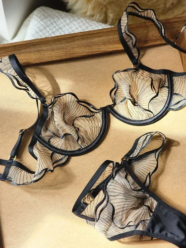 Imagen 2 del producto YUQI Sujetador reductor de comodidad para busto grande, sujetador inalámbrico ultrafino sin forro, elevación y forma, soporte ajustable para uso diario