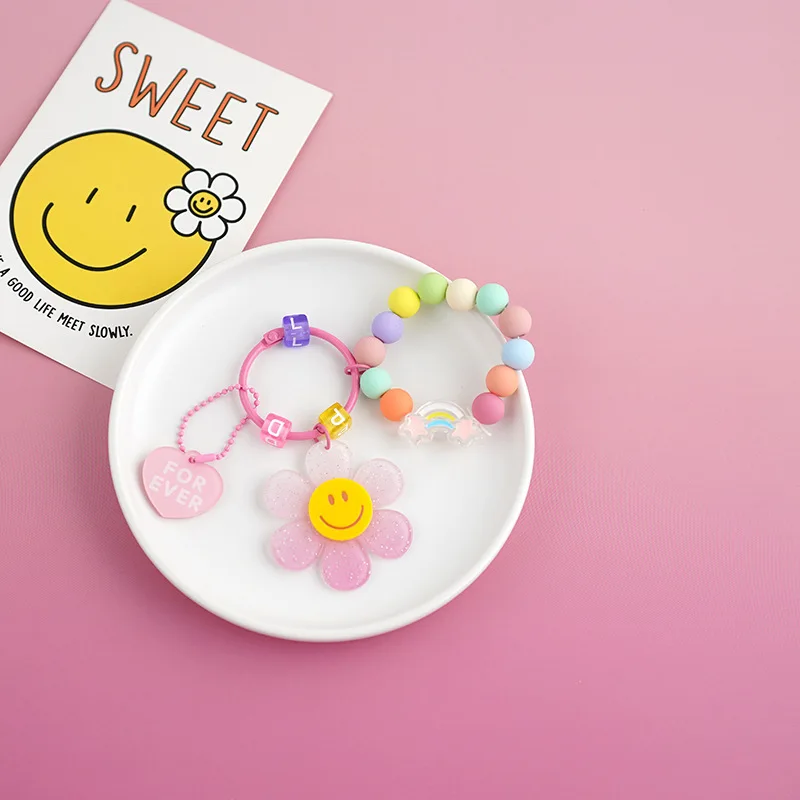 Cute Candy Color Flowers Fashion Letter Gradient Heart Car Chain Pendant Bag Jewelry Gift Decoration Accessories