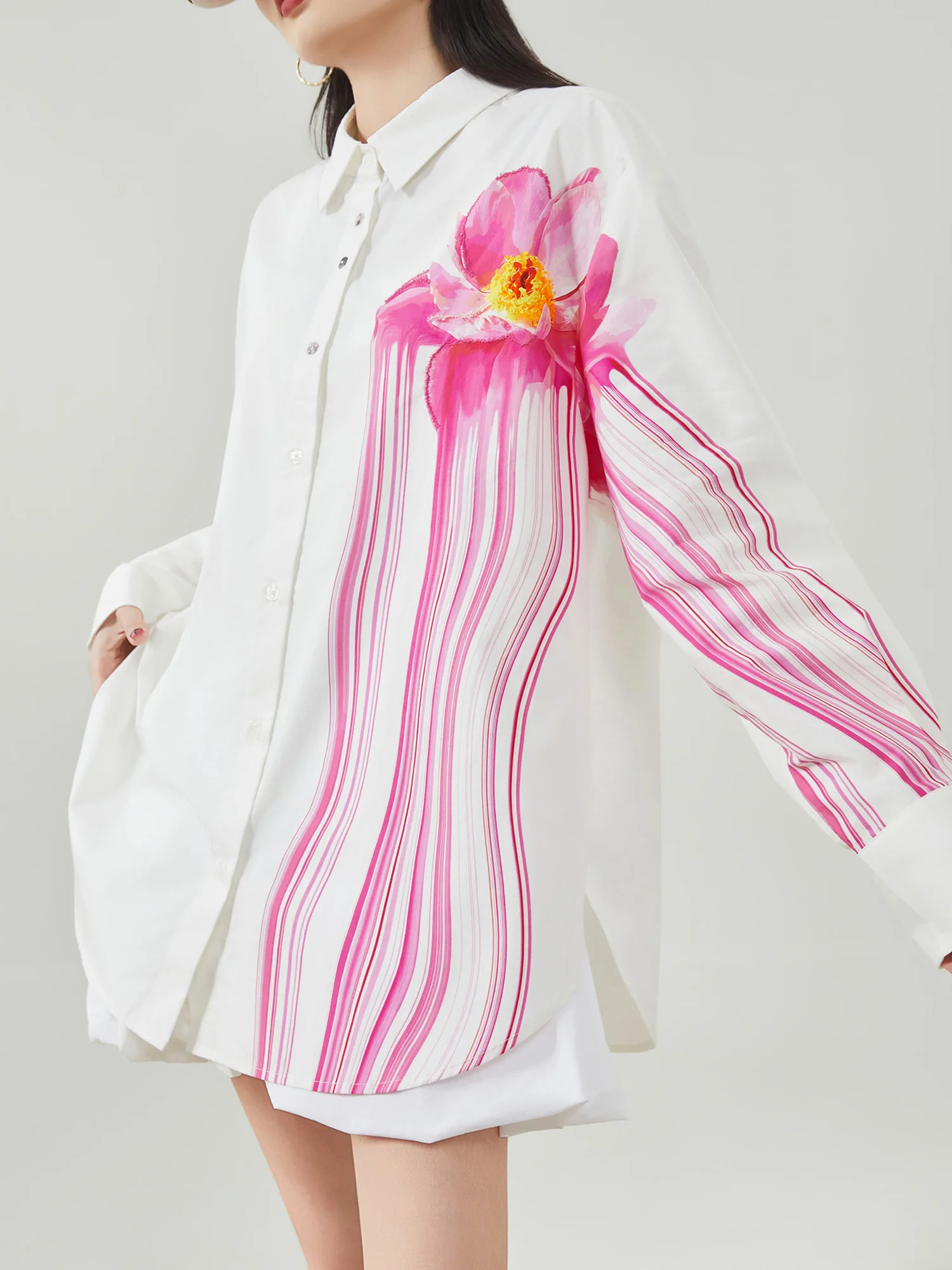 

Elegant White Floral Print Long Sleeve Shirt Women's Loose Style Spring New Fashion Durable Polyester Fiber Commute Wind Coat