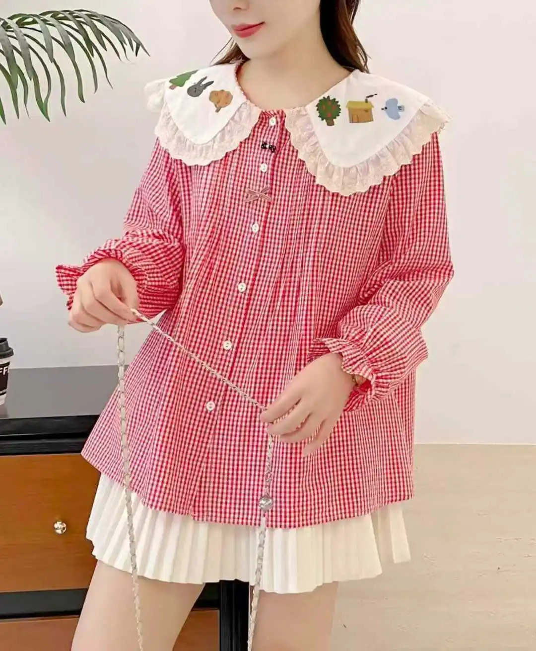 Japanische Mori Mädchen Vintage Plaid Cartoon Stickerei Patchwork Baumwolle Shirts Frauen Y2K Nette Peter Pan Kragen Langarm Bluse