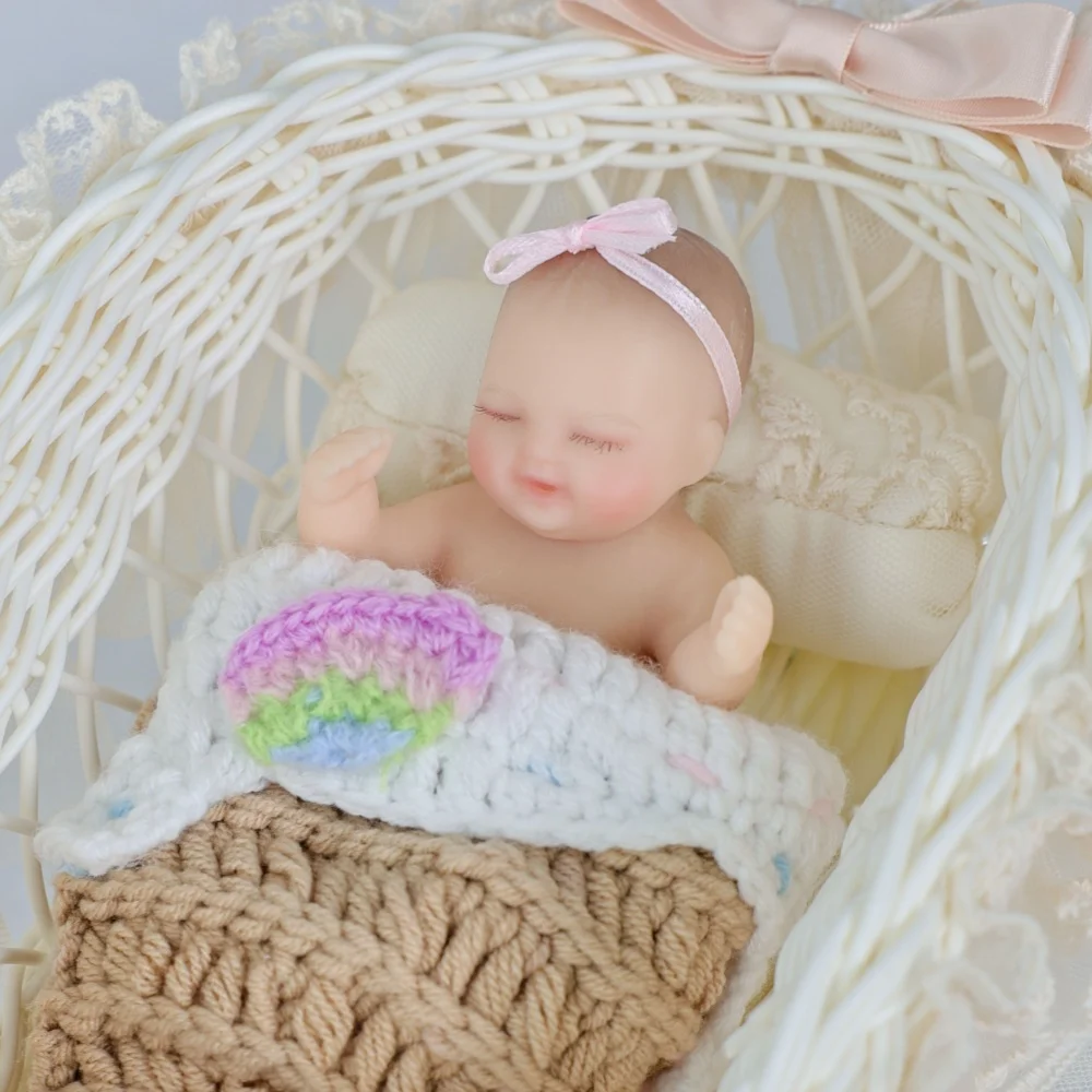 Cloveray 4 inch Mini Realistic Finished Baby Reborn Silicone Body Doll Handmade Platinum Silicone Soft Toy For Girls Xmas Gift