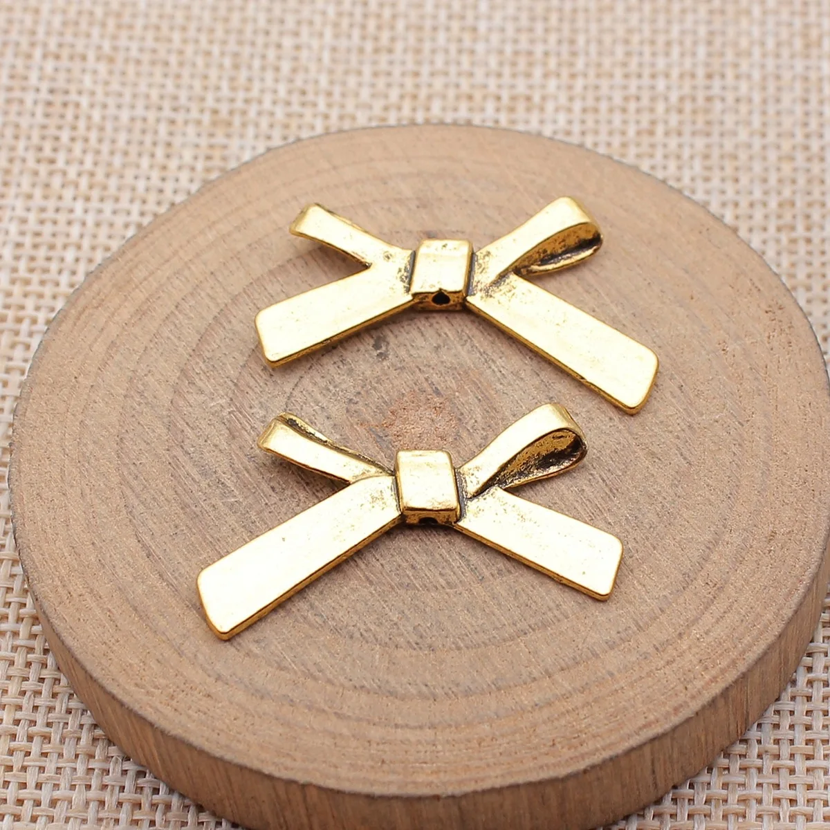20pcs 32x20mm(1.26x0.79inch) 6 Colors Bow Small Hole Beads Zinc Alloy Jewelry Findings