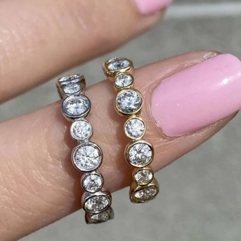 Runde Zirkonia-Verlobungsringe für Frauen Neuartige Accessoires Luxuriöse Hochzeitsringe Silberfarben/Goldfarben Modeschmuck Geschenke