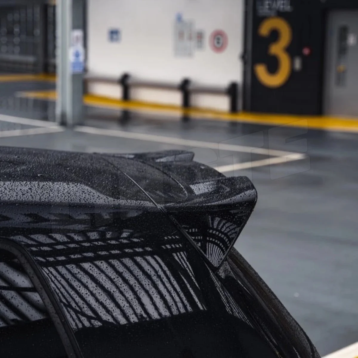 EVO V.1 Style Gloss Black Rear Spoiler For VW Golf 7 MK7 / 7.5 MK7.5 GTI GTD GTE R R-Line 2013-2020 Car Trunk Top Lip Roof Wings